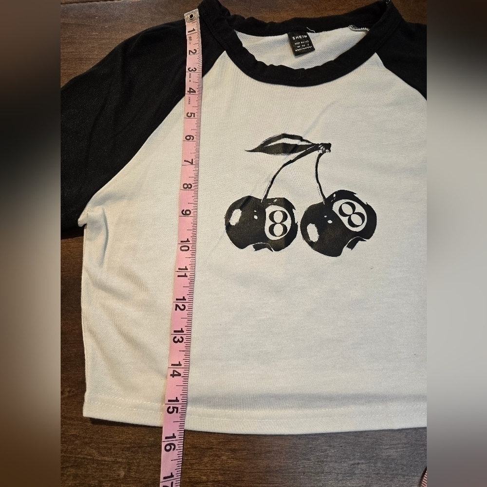 Shein crop cherry 8 medium - Picture 5 of 8